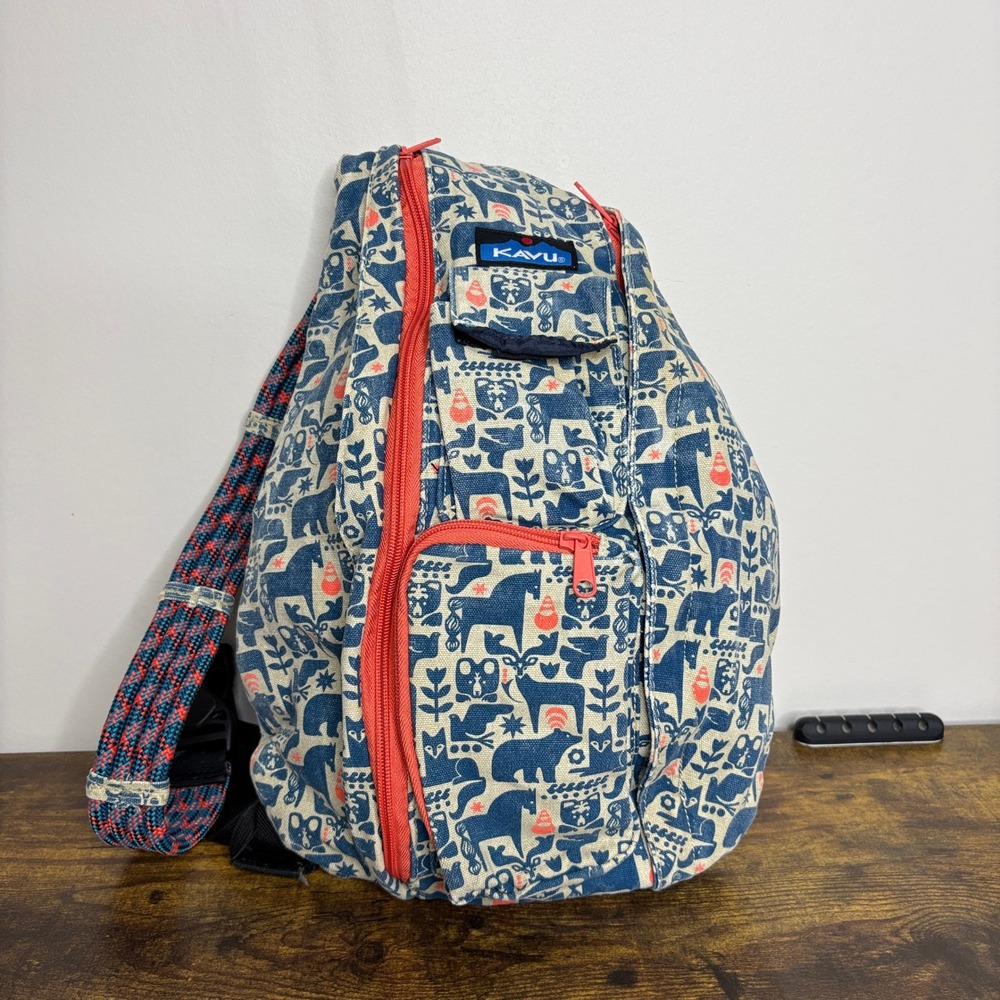 KAVU Rope Bag Sling Backpack Cozy Critters Folk Art Animal Print Canvas Bear Fox